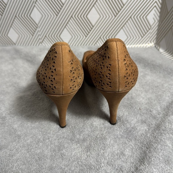 Enzo Angiolini heels Edemario9 Natural Tan Peep Toe Heels size 7.5   7 1/2M - Picture 6 of 11